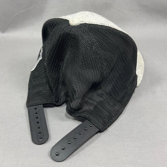 Snook Hook Tackle Bait Snapback Cap Hat Pukka Gray Trucker Jensen Beach FL Mens - Picture 15 of 15